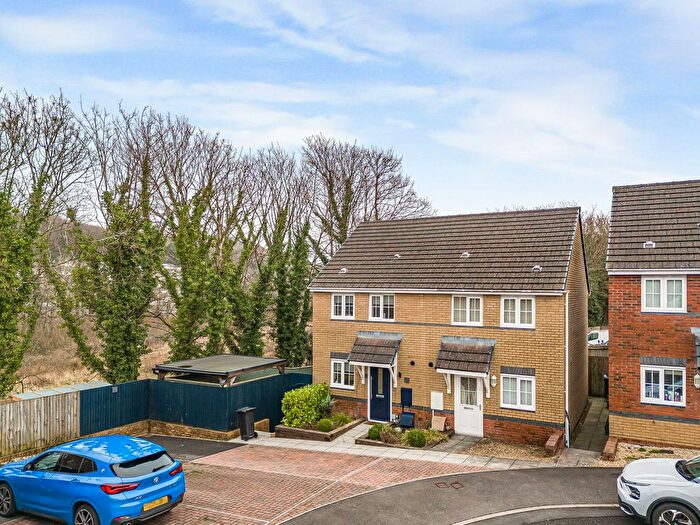 2 Bedroom Semi Detached House For Sale In Cae Morfa, Neath, SA10