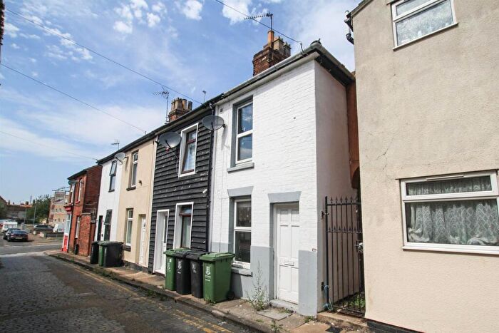 2 Bedroom Semi-Detached House To Rent In Malakoff Road, Great Yarmouth., NR30