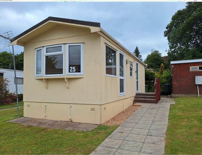 1 Bedroom Detached House To Rent In Sunningdale, Mobile Home Park, Colden Common, Winchester, SO21