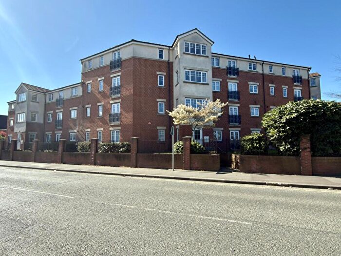 2 Bedroom Apartment For Sale In Appleby Close, Darlington, DL1