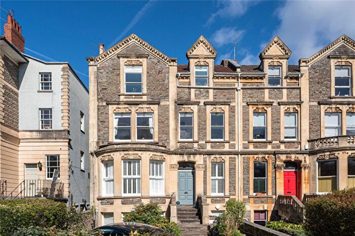 2 Bedroom Flat For Sale In Alma Road, Clifton, Bristol, BS8