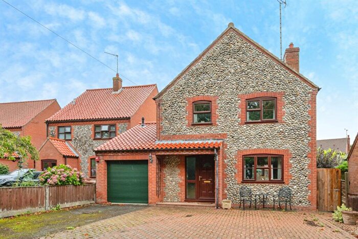 3 Bedroom Detached House For Sale In Station Road, Mundesley, Norwich, NR11