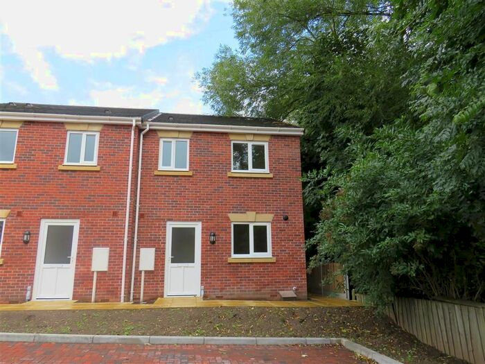 3 Bedroom End Of Terrace House To Rent In Station Road, Langley Mill, Nottingham NG16