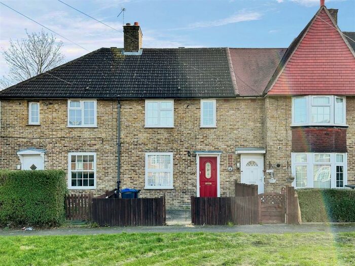 3 Bedroom House To Rent In Abbotsbury Road, Morden, SM4