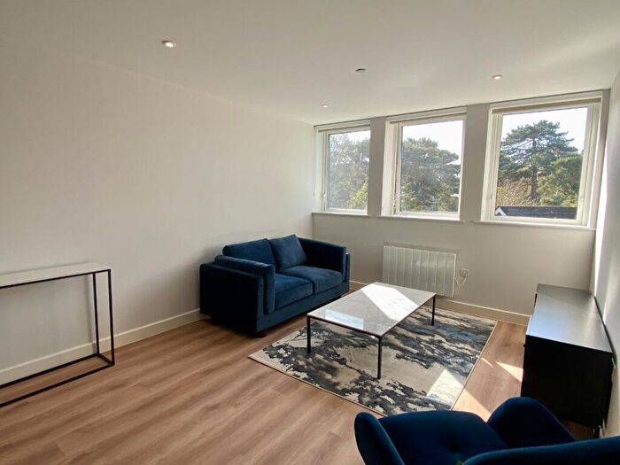 2 Bedroom Flat To Rent In Bournemouth House, Christchurch Road, Bournemouth, Dorset, BH1