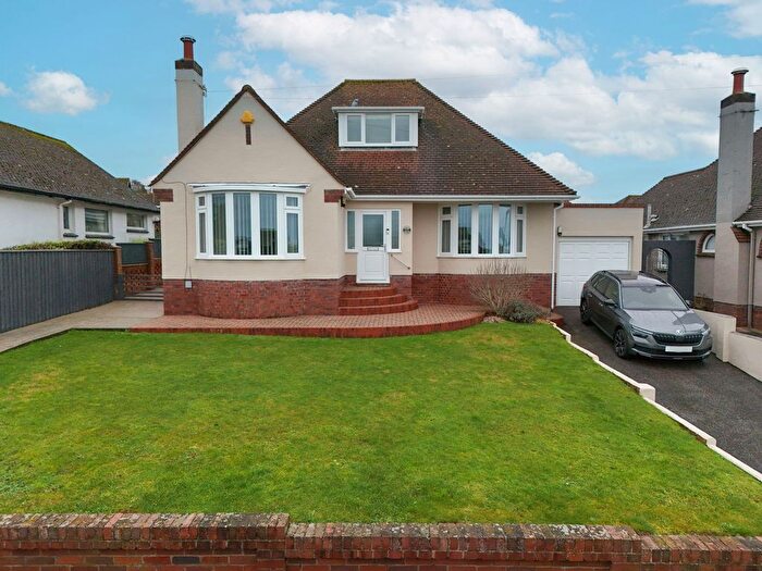 3 Bedroom Bungalow For Sale In Winsu Avenue, Preston, Paignton, TQ3
