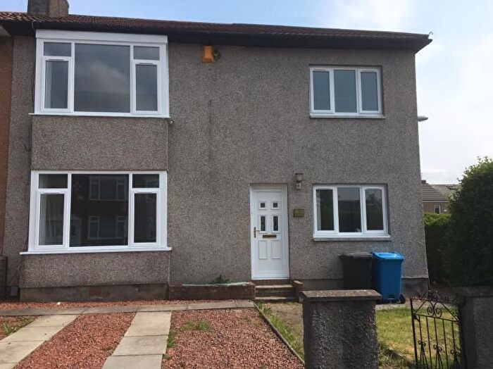 4 Bedroom Semi-Detached House To Rent In Orchy Gardens, Clarkston, Glasgow, G76