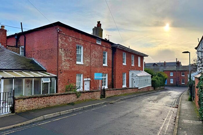 6 Bedroom Semi-Detached House For Sale In Bridport, DT6