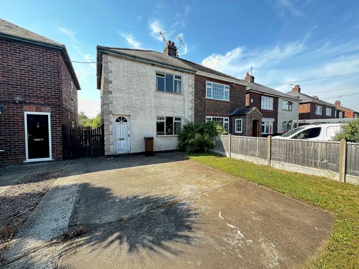 2 Bedroom Semi-Detached House For Sale In Asquith Avenue, Ealand, Scunthorpe, DN17