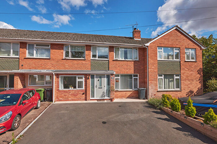 3 Bedroom Terraced House For Sale In Lyndhurst Road, Exeter, EX2