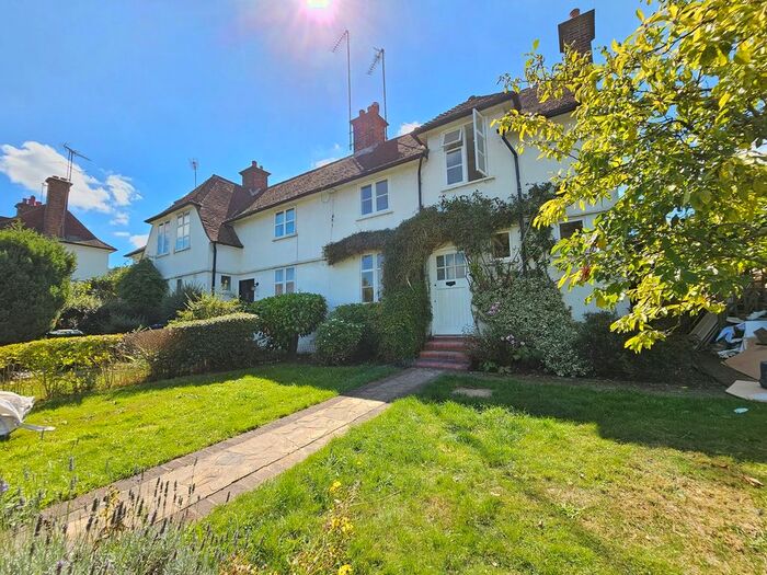 2 Bedroom Cottage To Rent In Willifield Way, London, NW11