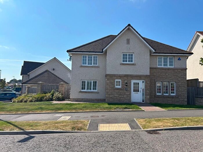 4 Bedroom Detached House To Rent In East Craigbank Drive, Cults, Aberdeen, AB15