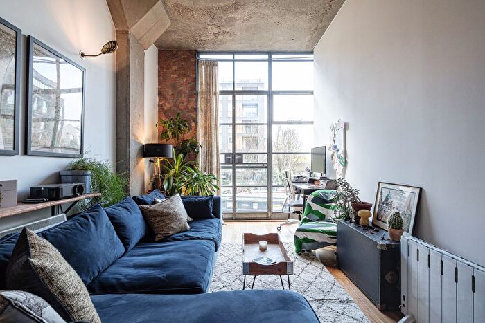 1 Bedroom Flat To Rent In Royle Building, Wenlock Road, N1