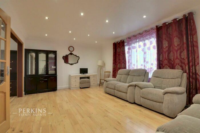 3 Bedroom House To Rent In Kings Drive, HA9