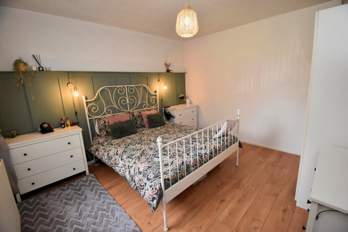 2 Bedroom Bungalow For Sale In Moorside Road, Flixton, M41
