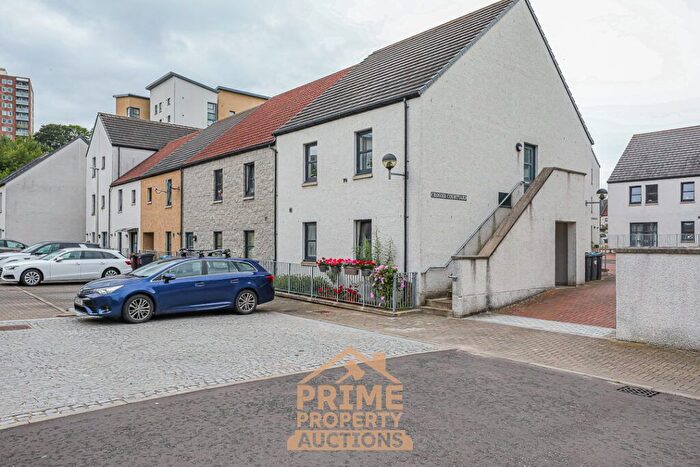 2 Bedroom Flat For Sale In Crosier Courtyard, Aberdeen, AB24