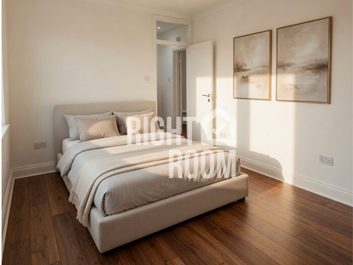 1 Bedroom Flat To Rent In One Bedroom Flat, Catford Hill, SE6