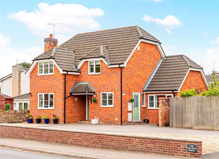 4 Bedroom Detached House For Sale In High Street, Rowde, Devizes, Wiltshire, SN10
