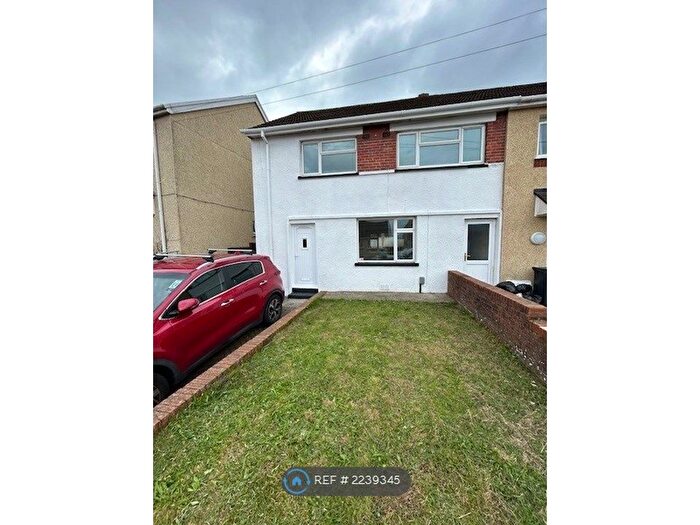 3 Bedroom Semi-Detached House To Rent In Bryn Nedd, Cimla, Neath, SA11