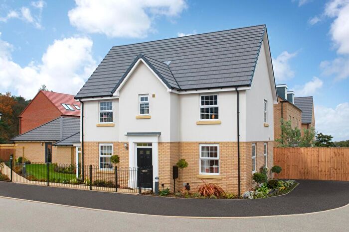4 Bedroom Detached House For Sale In Salhouse Road, Sprowston, Norwich, NR13
