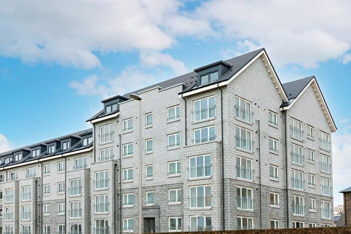 2 Bedroom Apartment For Sale In Cornhill Road, Aberdeen, AB25