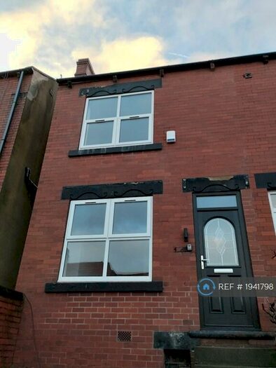 3 Bedroom Terraced House To Rent In Mount Vernon Road, Barnsley, S70