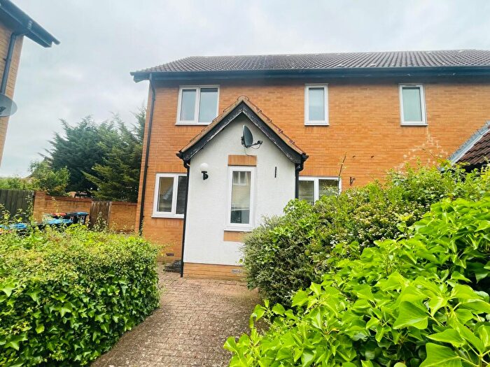 1 Bedroom Detached House To Rent In Sullivan Crescent, Browns Wood, Milton Keynes, MK7