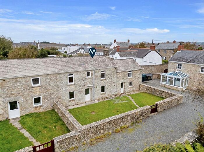 3 Bedroom Semi-detached House For Sale In Stone Cottage, Breage, TR13