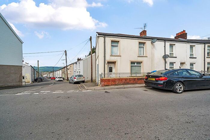 3 Bedroom End Of Terrace House For Sale In Dowlais, Guide Price £, To £, ., Merthyr Tydfil, CF48