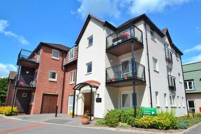 1 Bedroom Flat To Rent In Ferndown, BH22