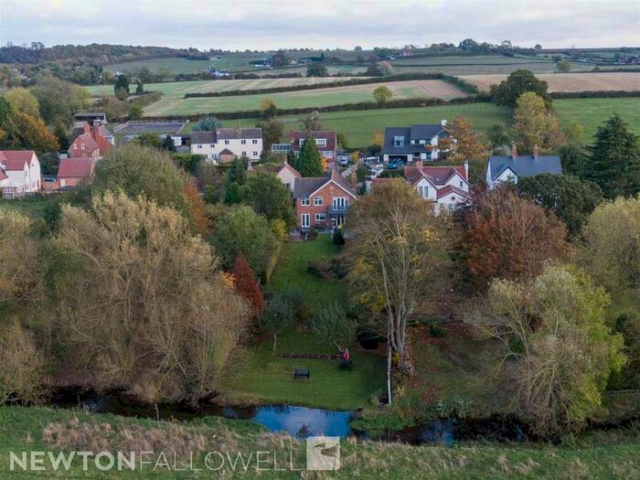 5 Bedroom Detached House For Sale In Main Street, Milton, Newark, NG22