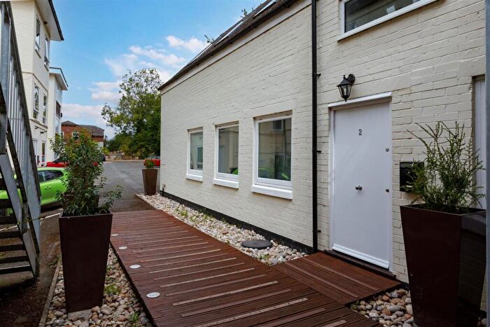 2 Bedroom Flat For Sale In Flat Riverside Lodge, Clifford Road, Clifford Chambers, Stratford-Upon-Avon, CV37