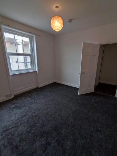 2 Bedroom Apartment To Rent In St. Edmund Street, Weymouth, DT4