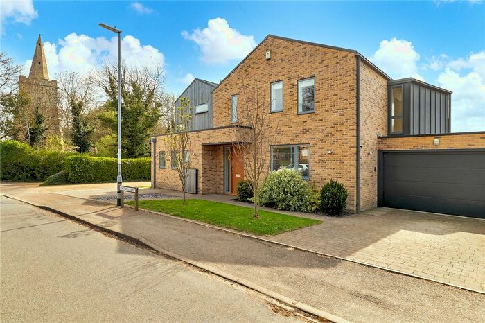 4 Bedroom Detached House For Sale In Whitwell Way, Coton, Cambridgeshire, CB23