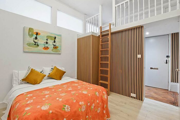 3 Bedroom Flat For Sale In Greencroft Gardens, London, NW6