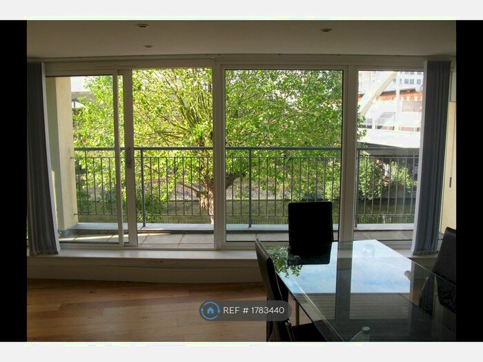 2 Bedroom Flat To Rent In London, London, E8