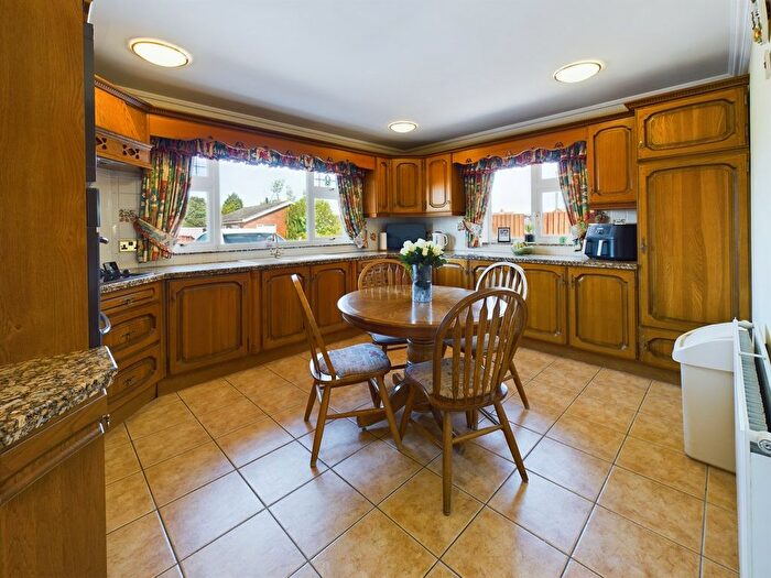3 Bedroom Detached Bungalow For Sale In Langhorns Lane, Outwell, Wisbech, PE14