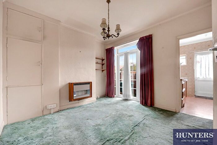 1 Bedroom Maisonette For Sale In Northview Crescent, London, NW10