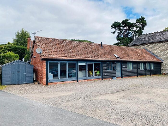 2 Bedroom Property To Rent In Credenhill, Hereford, HR4