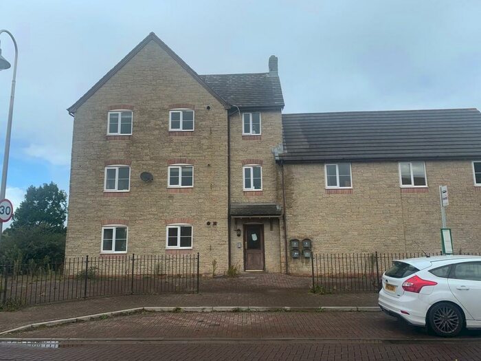 2 Bedroom Ground Flat To Rent In The Avenue, Weston-Super-Mare, BS22