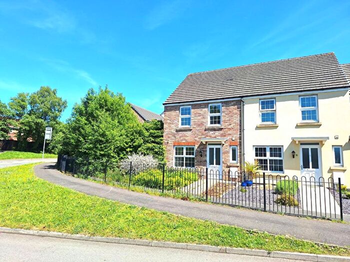3 Bedroom Property To Rent In Llwyn Helyg, Neath, SA10
