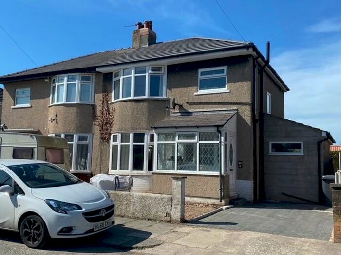 3 Bedroom Semi-Detached House To Rent In Beulah Avenue, Morecambe, LA4