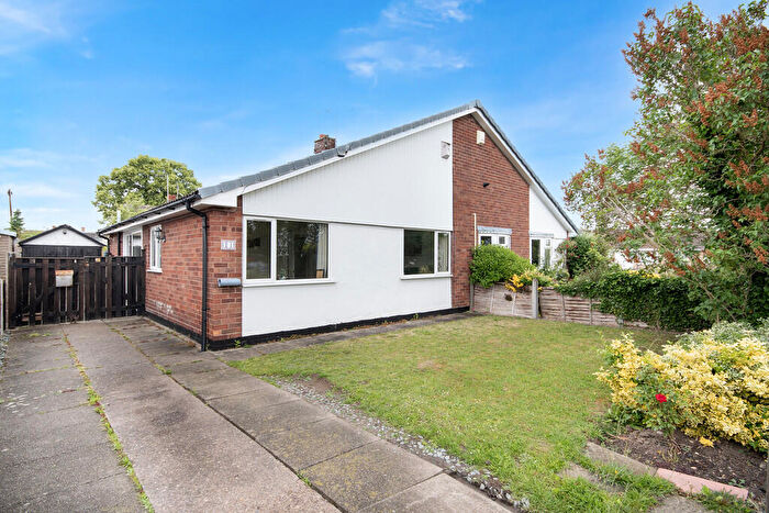 3 Bedroom Semi-Detached Bungalow For Sale In Avon Rise, Retford, DN22