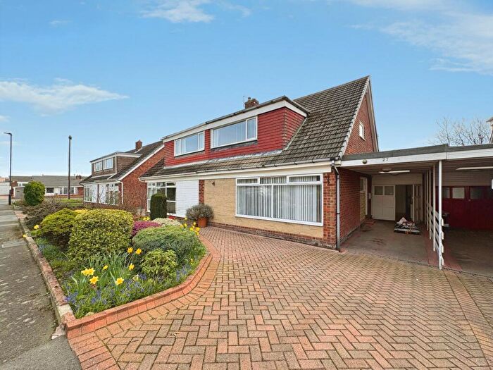 3 Bedroom Bungalow For Sale In Elston Close, Newcastle Upon Tyne, Tyne And Wear, NE5