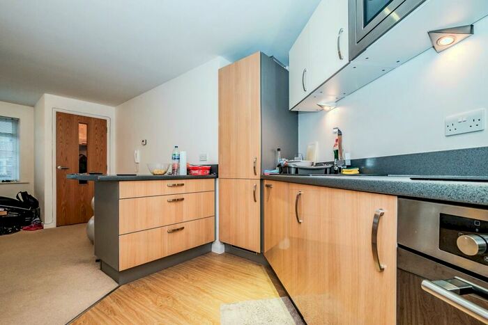 Flat To Rent In Goring Road, BN12