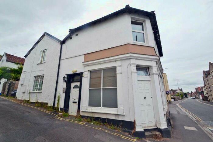 1 Bedroom Flat To Rent In Old Street, Clevedon, Somerset, BS21