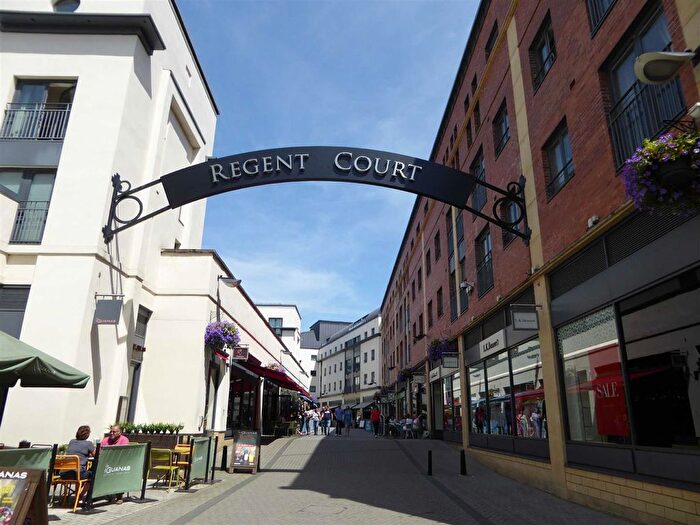 2 Bedroom Flat To Rent In Livery Street, Leamington Spa, CV32