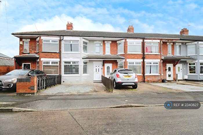 3 Bedroom Terraced House To Rent In Airmyn Avenue, Hull, HU3