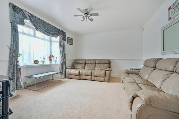 6 Bedroom Detached House To Rent In Blackmore Crescent, Woking, Surrey, Woking, GU21