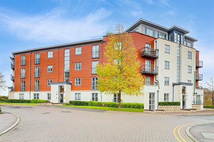 2 Bedroom Flat For Sale In Ockbrook Drive, Mapperley, Nottinghamshire, NG3